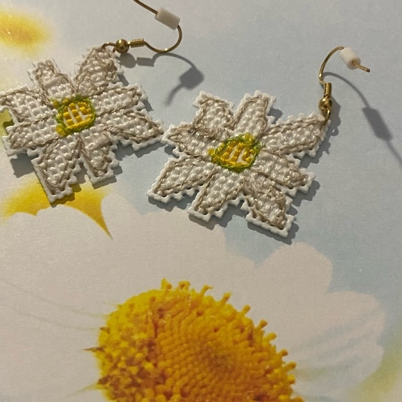 Needlepoint Daisy Earrings - Picture 10 of 10